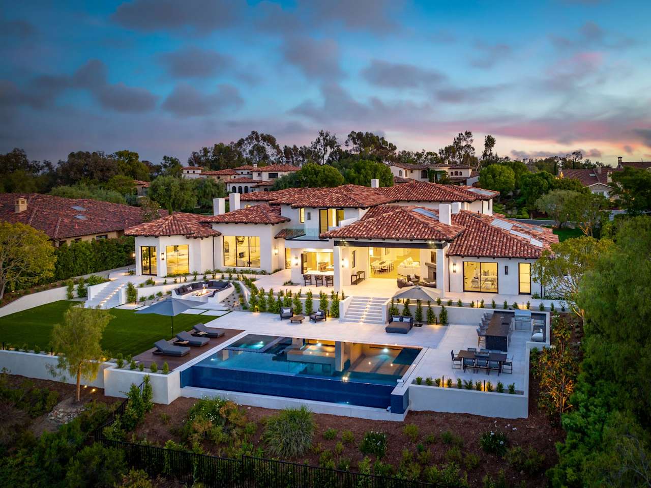 San Diego Luxury Real Estate Agent Barry Estates
