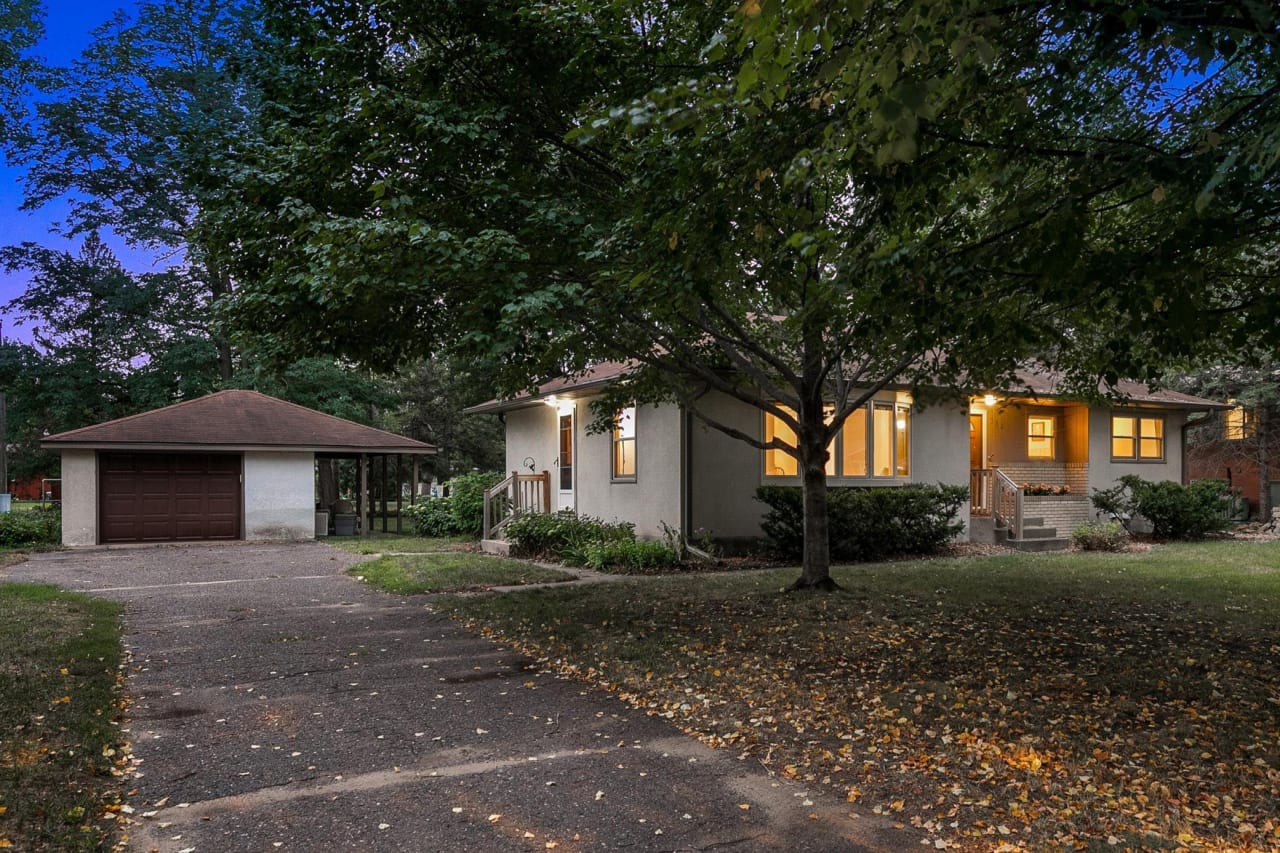 Under Contract: 292 Bridge Street, Shoreview, MN 55126