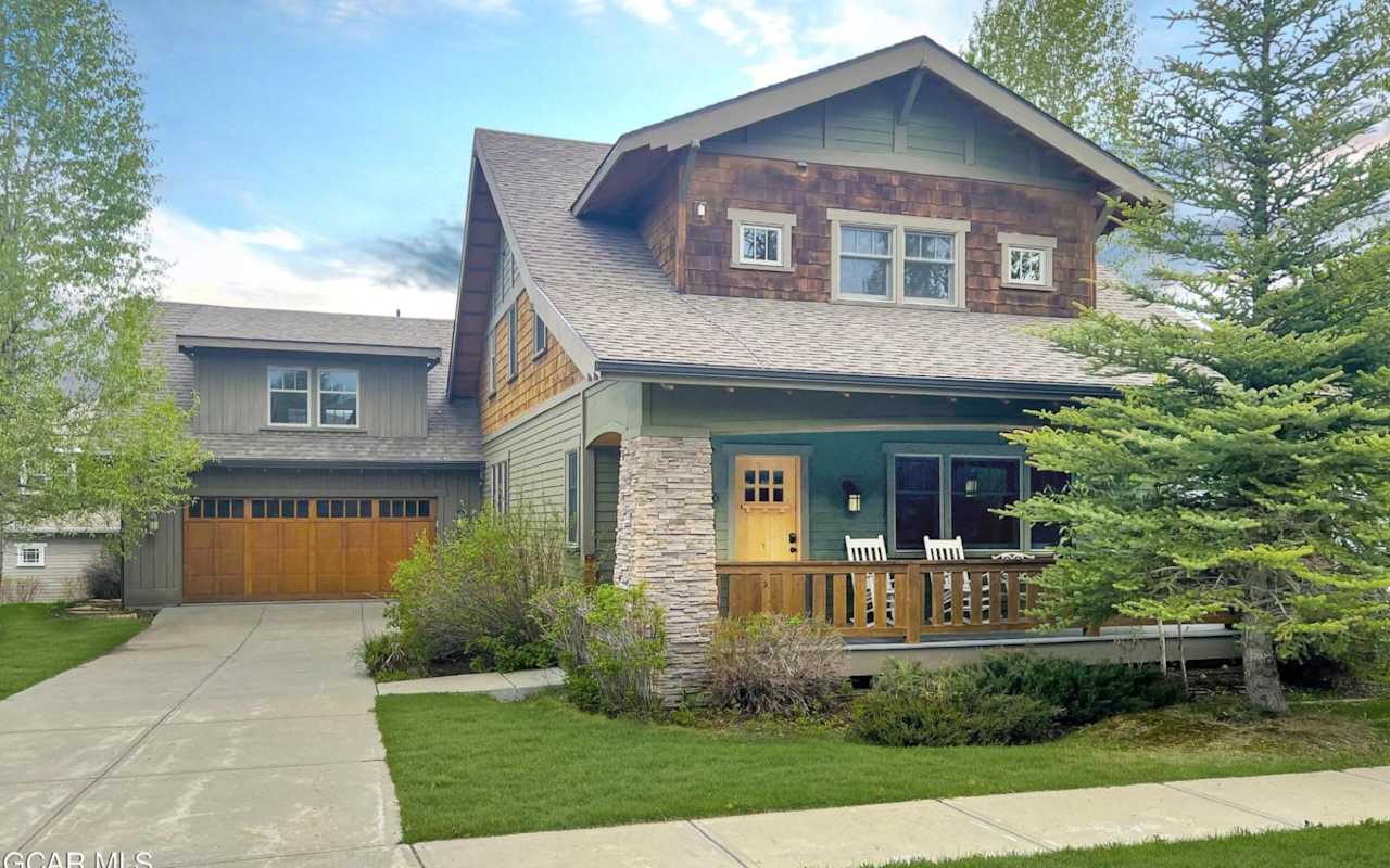 What to Look For When Choosing a Fraser Realtor to Buy & Sell a Home