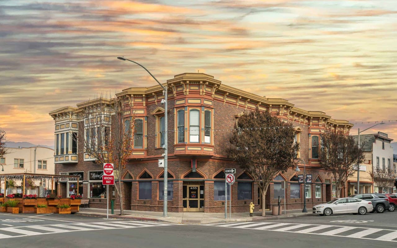 Discover Downtown Hollister, CA!