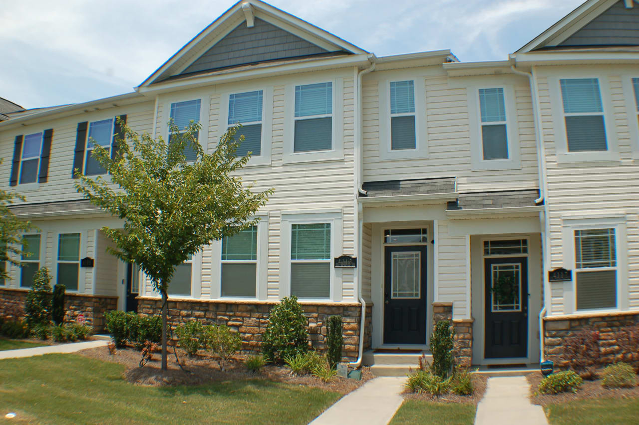 3 Bedroom Townhome in North Charlotte