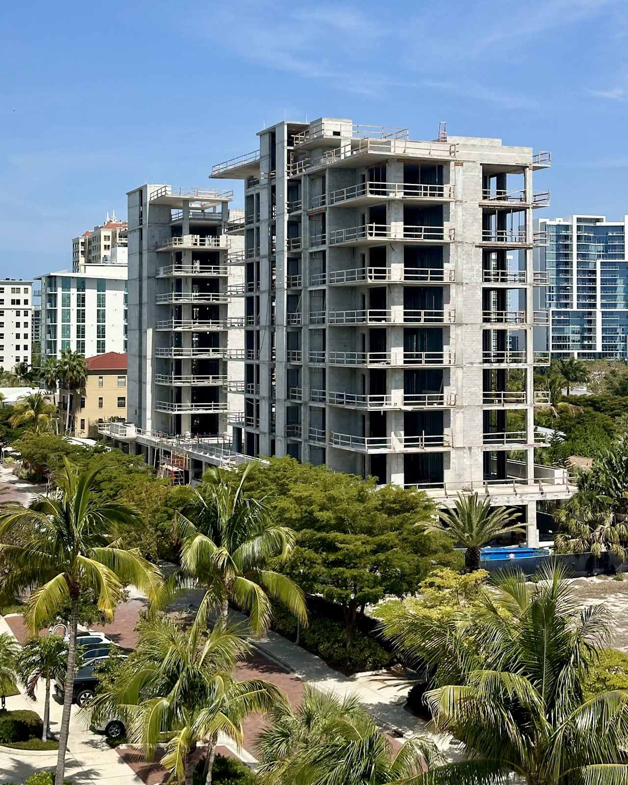 Peninsula Sarasota Tops Off!
