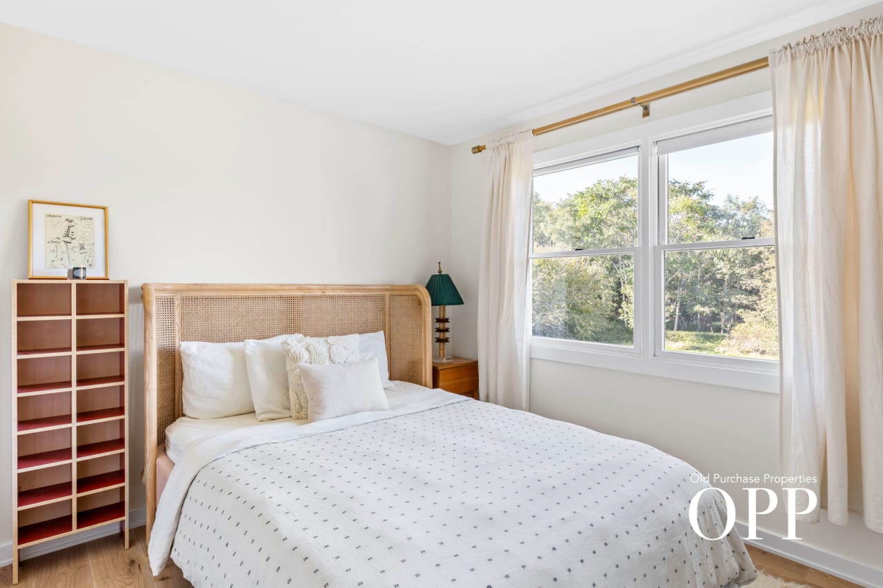 2 Jared's Path Brookhaven Hamlet, NY 11719 5 Beds