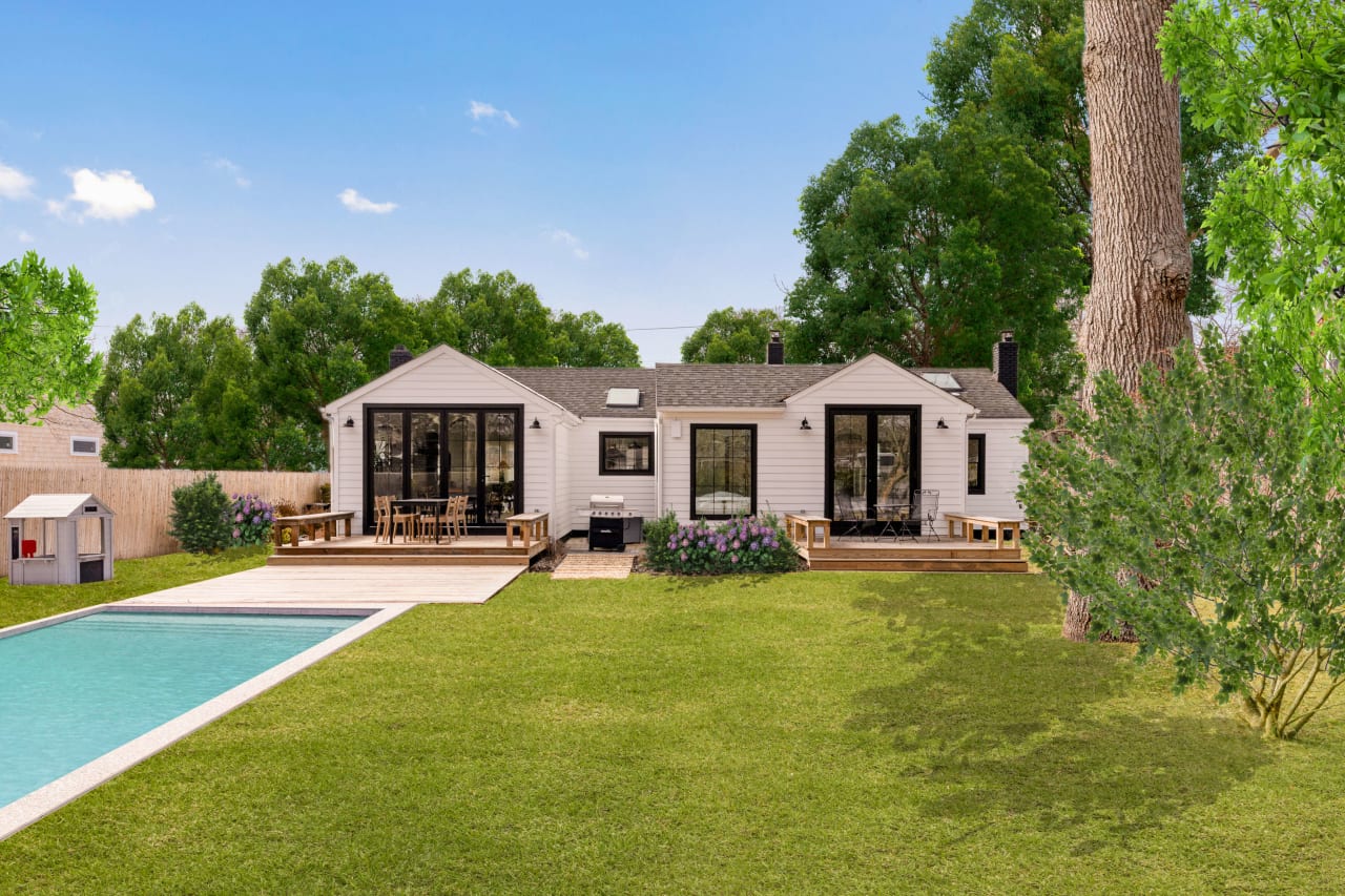 BELLPORT VILLAGE SUMMER RENTAL