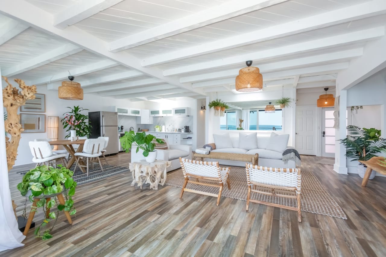 MALIBU BEACH HOUSE 48