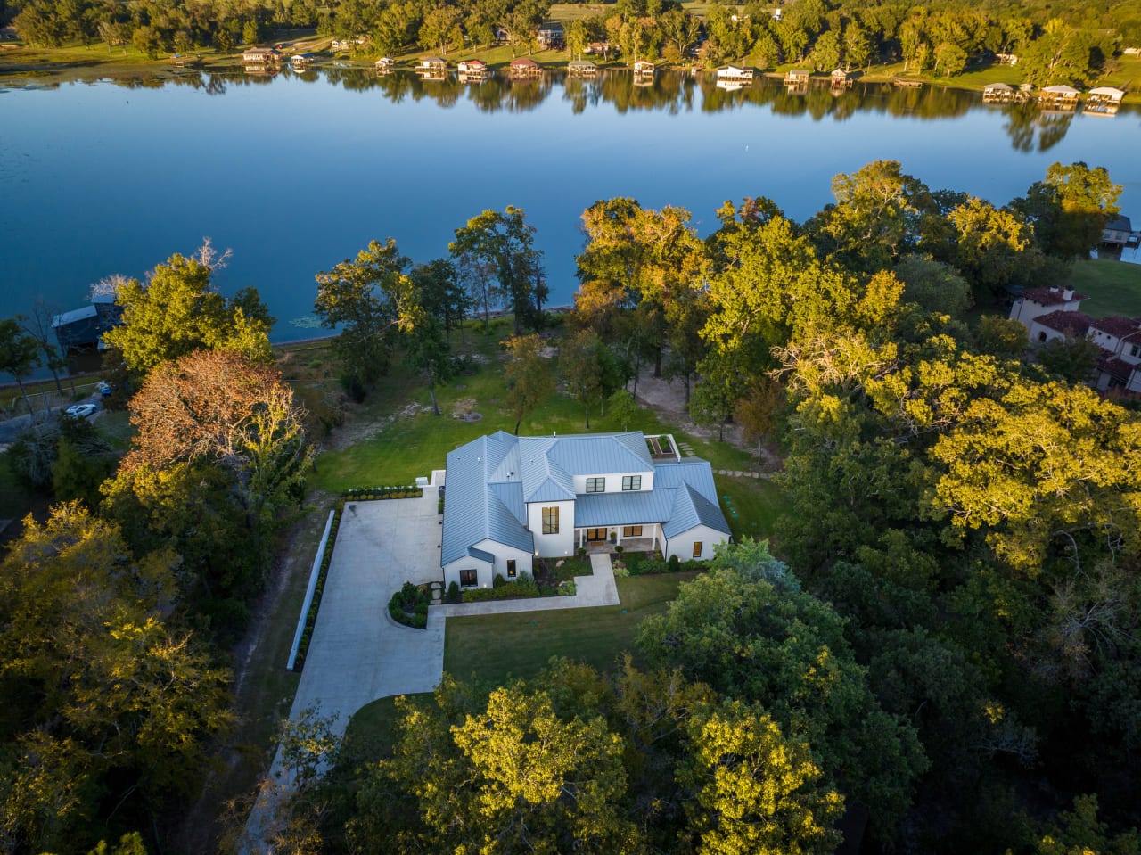 house sold on Lake Tyler