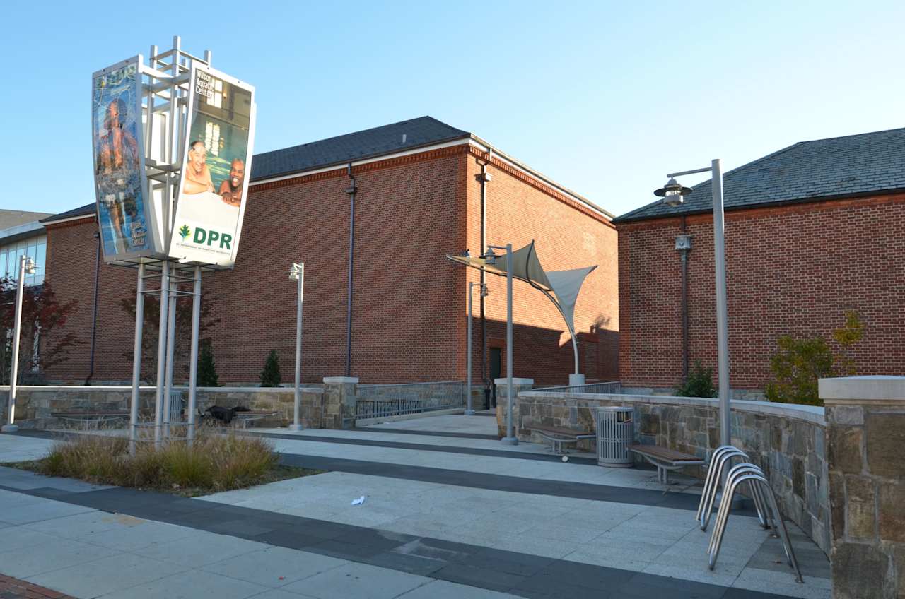 American University Park / Tenleytown Community Guide Rina Kunk