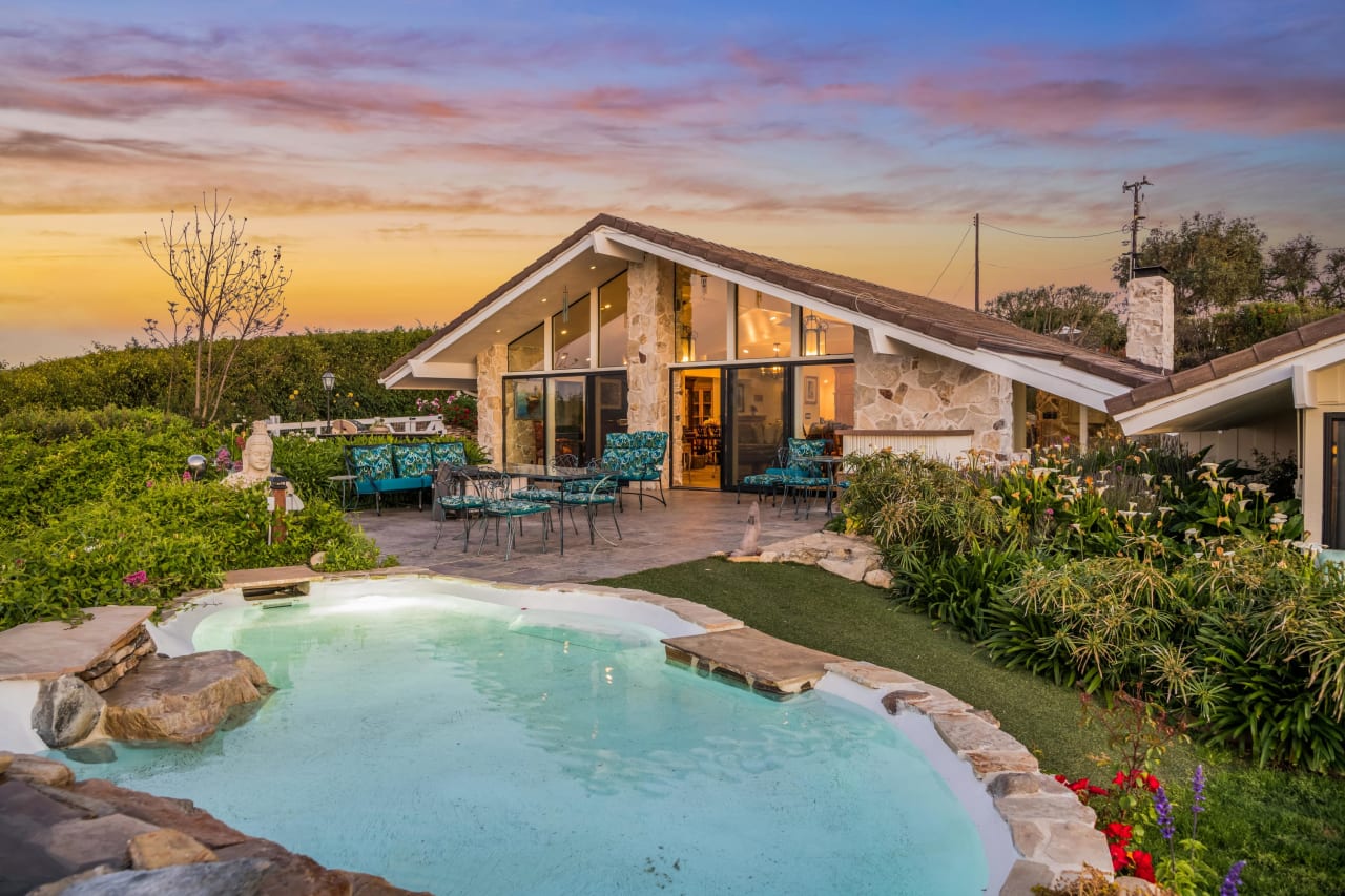 6 Maverick Lane Suzanne Dyer Rolling Hills Estates Real Estate Agent