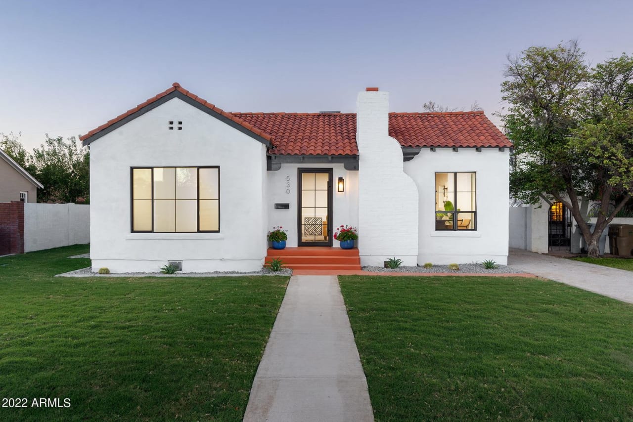 What are the Pros and Cons of Buying a Historic Home in Phoenix?