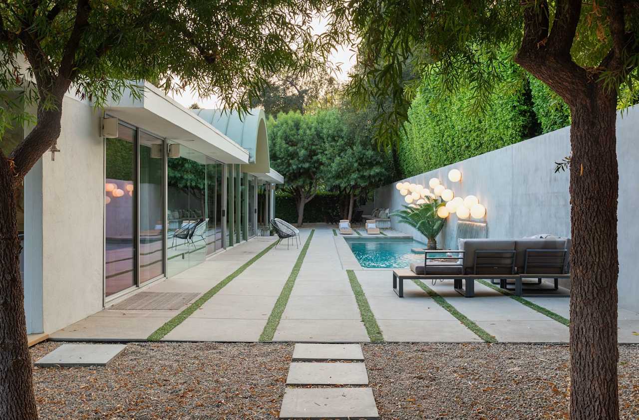 Gated Modernist Mid-Century, Circa 1963