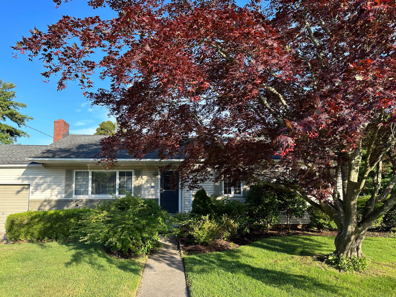 UNMATCHED RENTAL VALUE IN BELLPORT VILLAGE