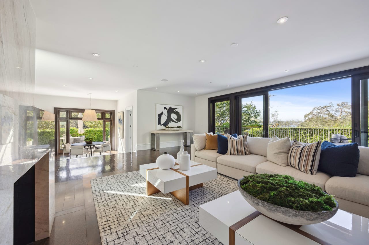 190 HARRISON Kara Warrin