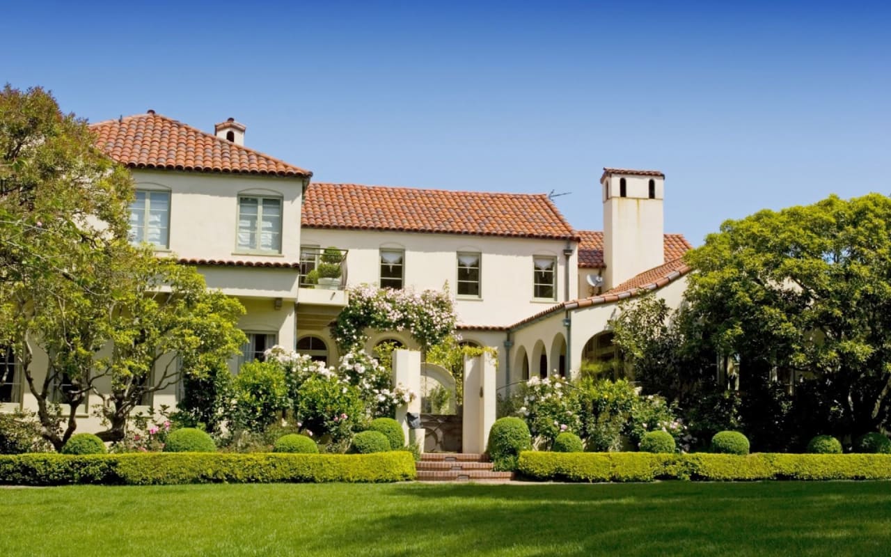 Should You Lease Your West Hollywood Luxury Home Until the Market Recovers?