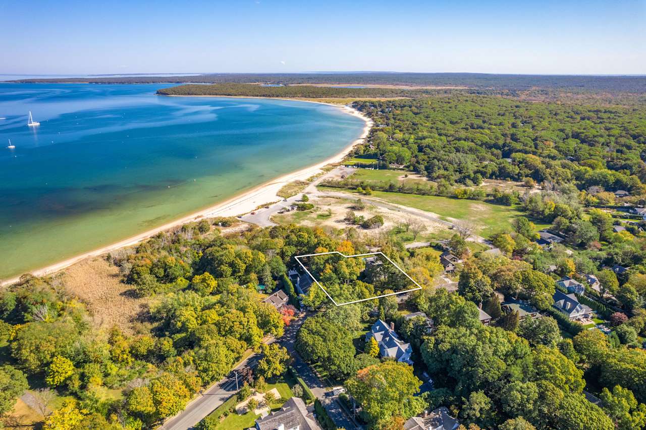 Havens Beach House Dana Trotter Bridgehampton Real Estate Agents