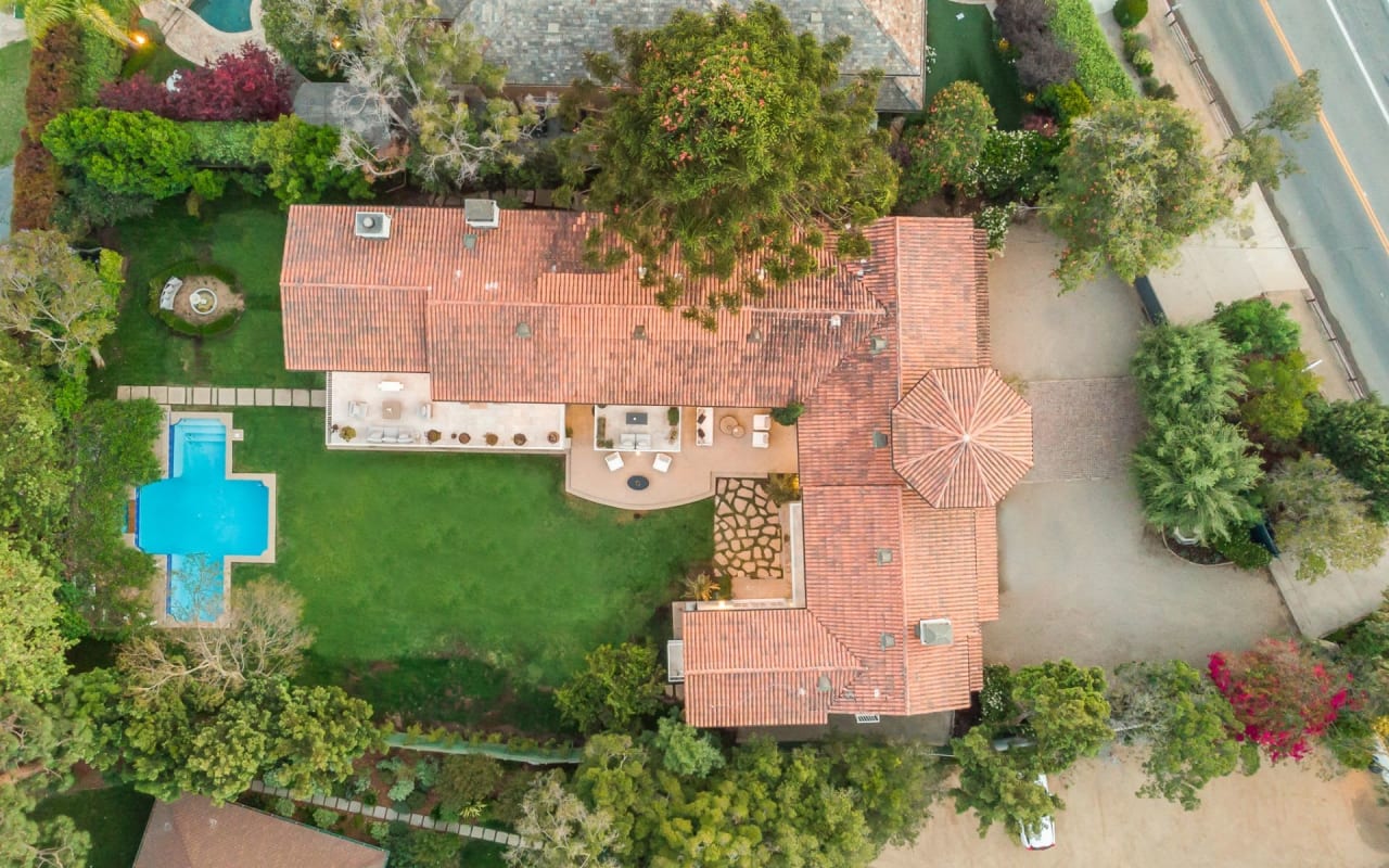 1610 Mandeville Canyon Rd Los Angeles, CA 90049 6 Beds Alphonso