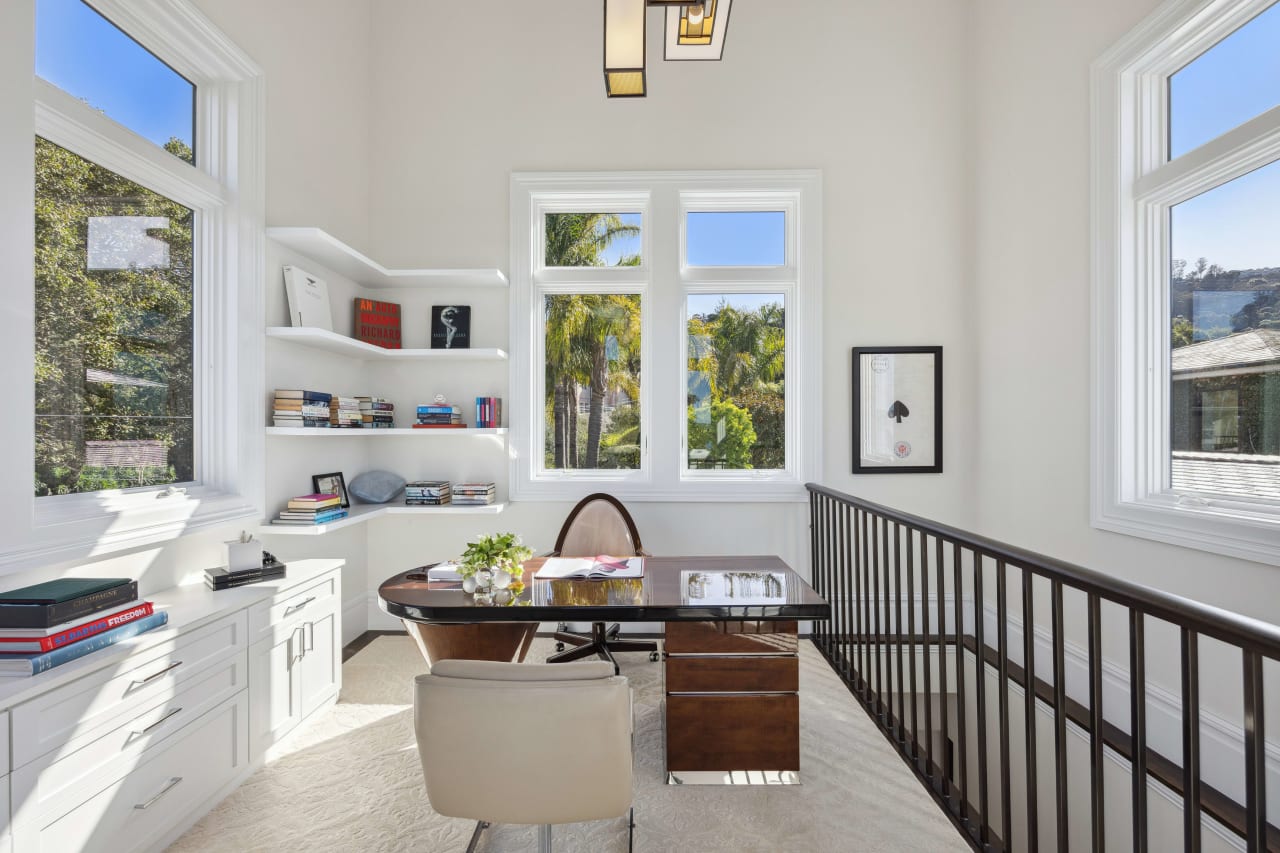 190 HARRISON Kara Warrin