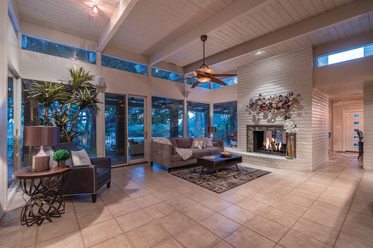 4615 E Palomino Rd Real Estate Listing ROCO Luxury Homes