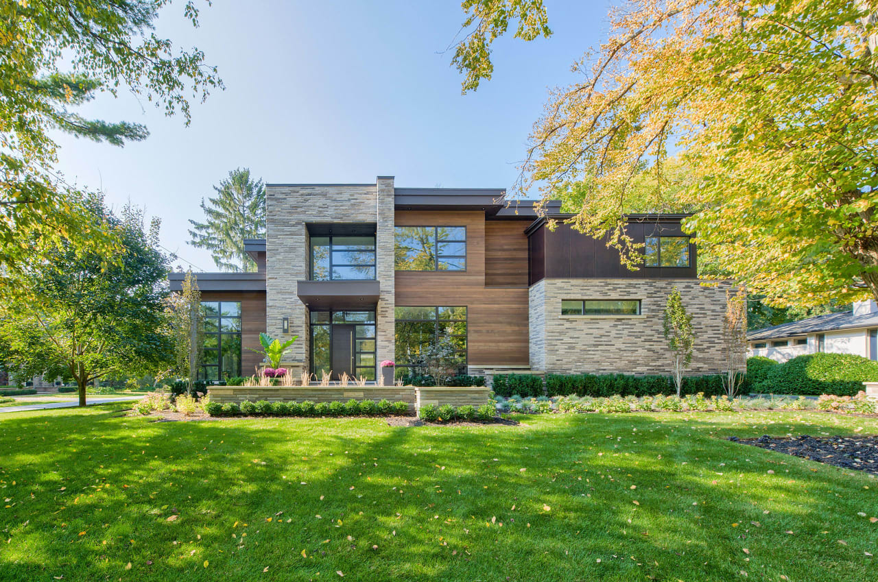 168 Forestwood Drive Oakville, ON L6J 4E6 Goodale Miller Team