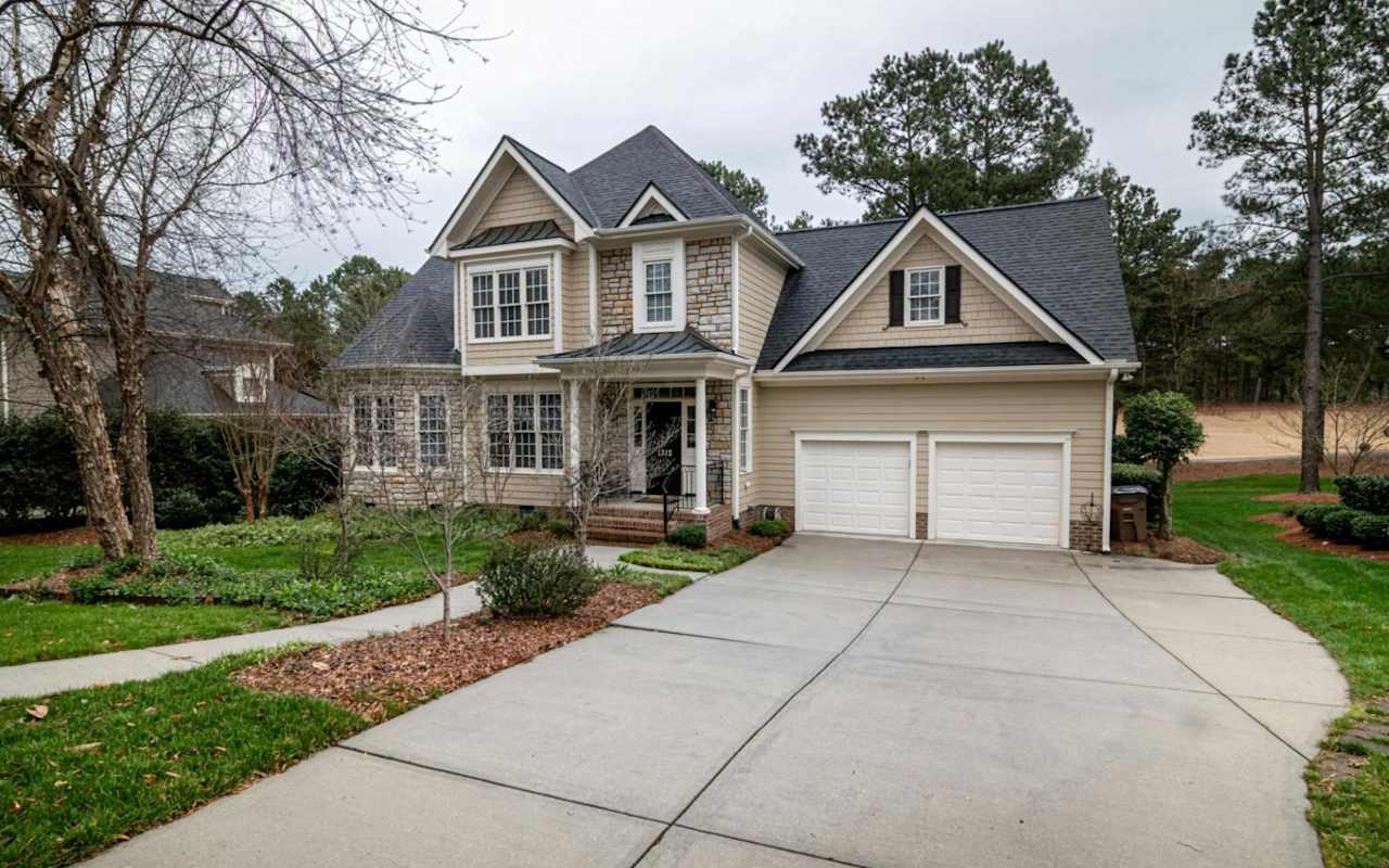 Understanding the Benefits of a VA Loan for Active Duty Military