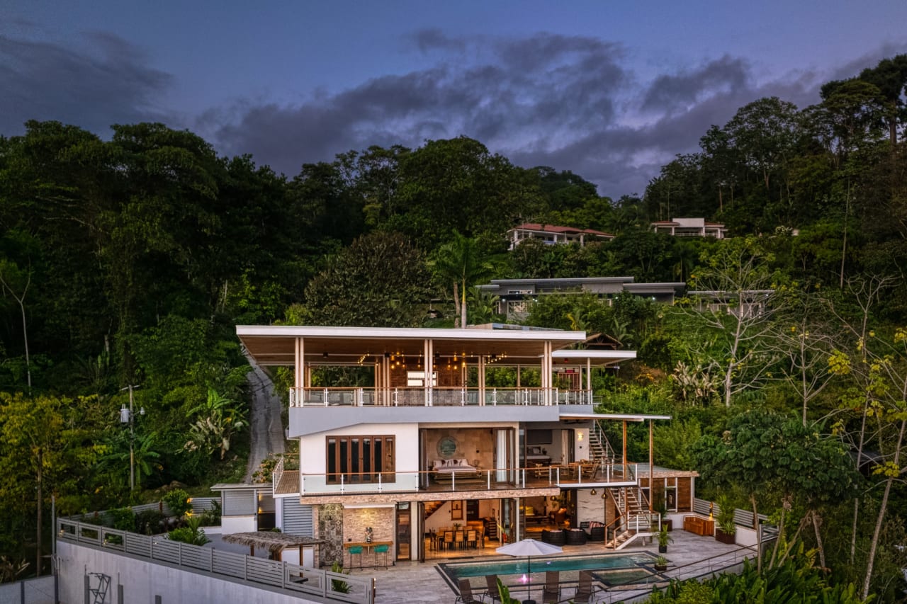 Luxury Carabao Villa