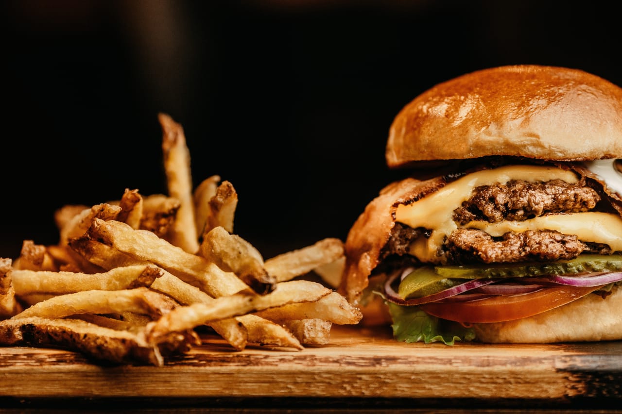 M&D's Picks:  Top 10 Burgers in Fairfield County