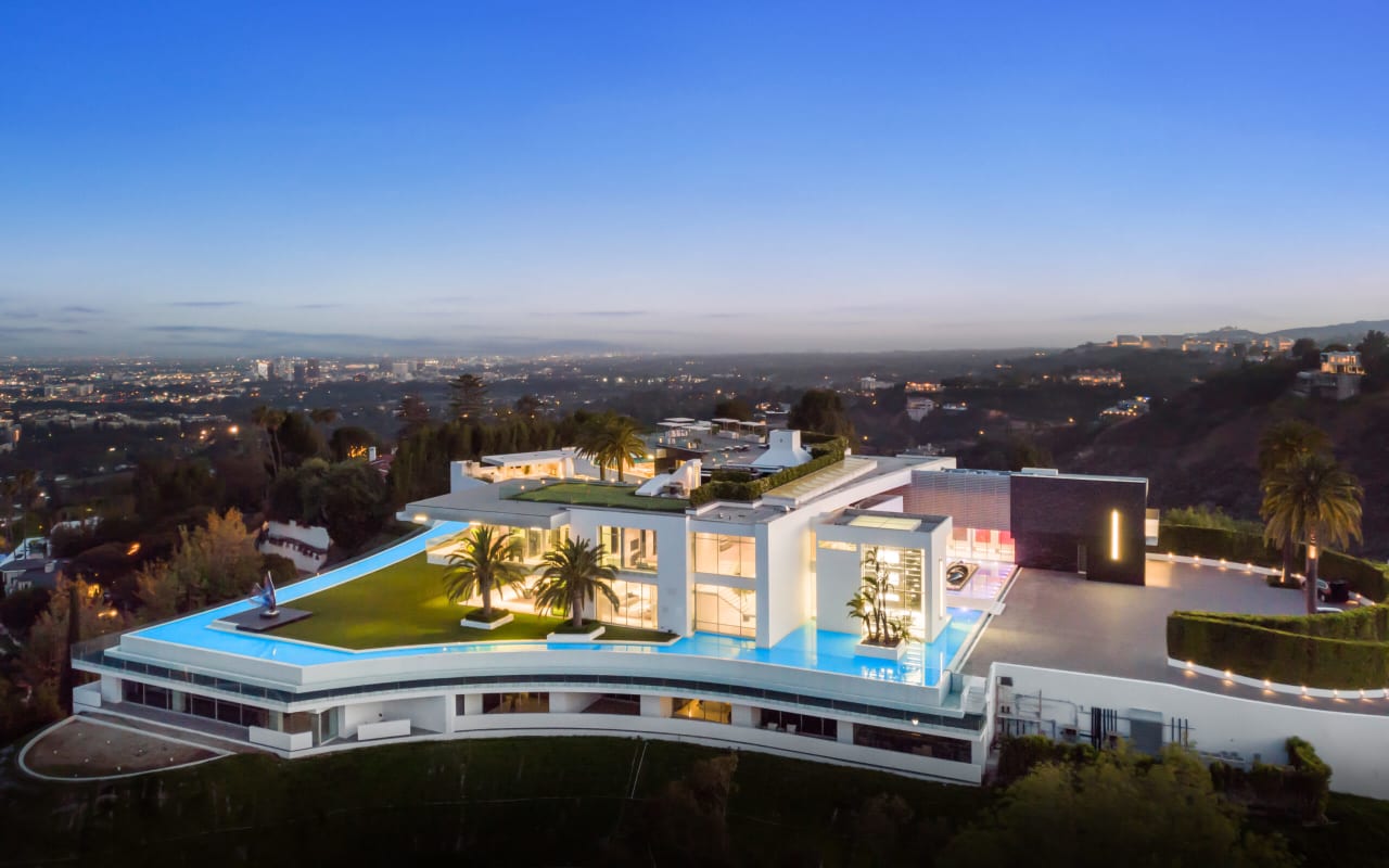 Southern California’s weird and wild real estate market: The priciest home sales of 2022