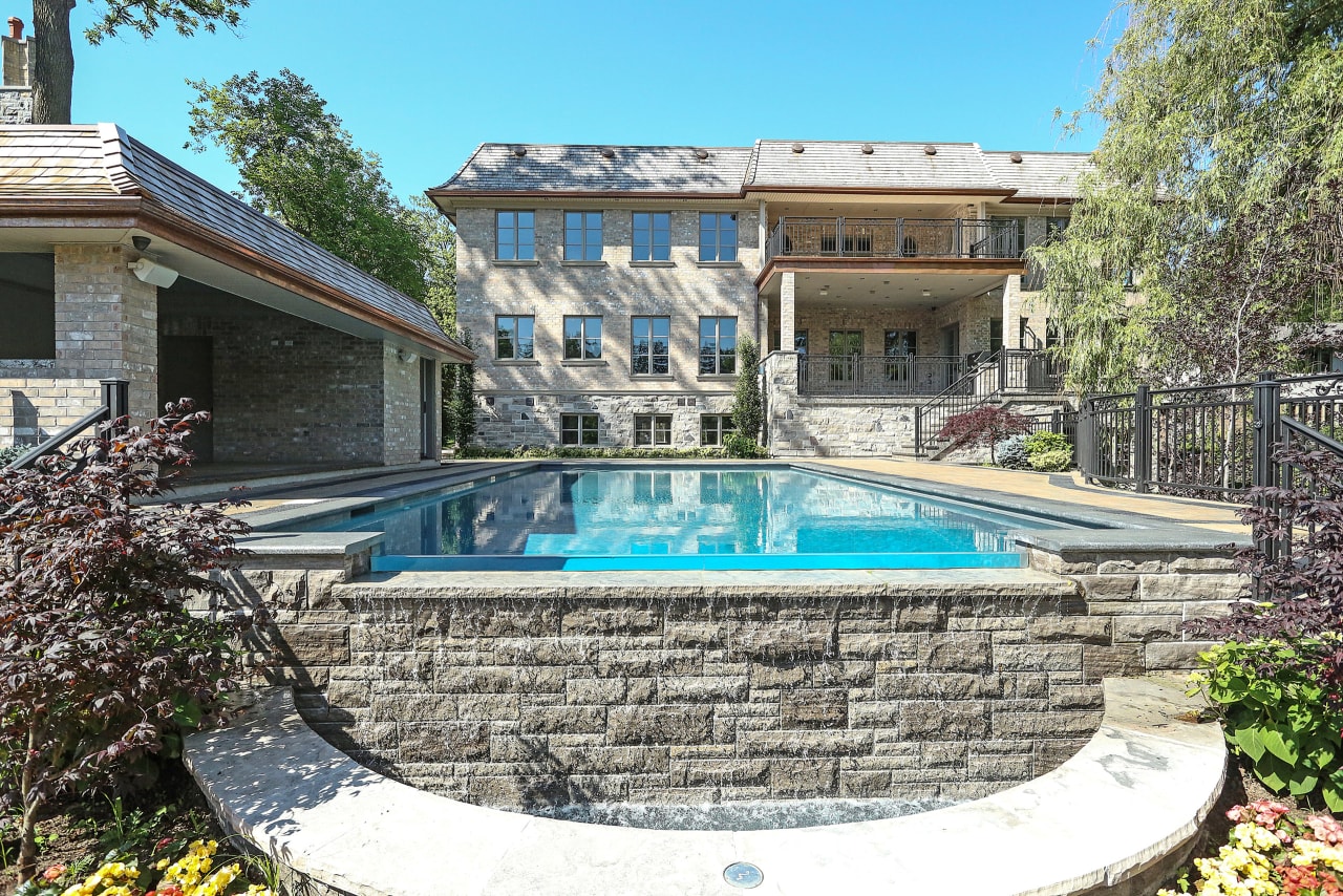 173 Chartwell Road Oakville, ON L6J 3Z7 Goodale Miller Team