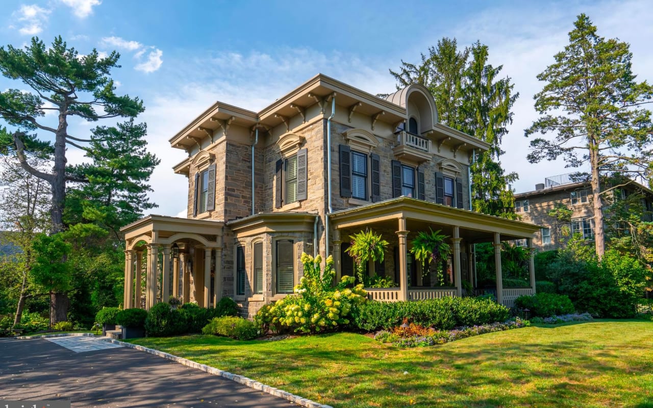 Buying a Home in Chestnut Hill, PA