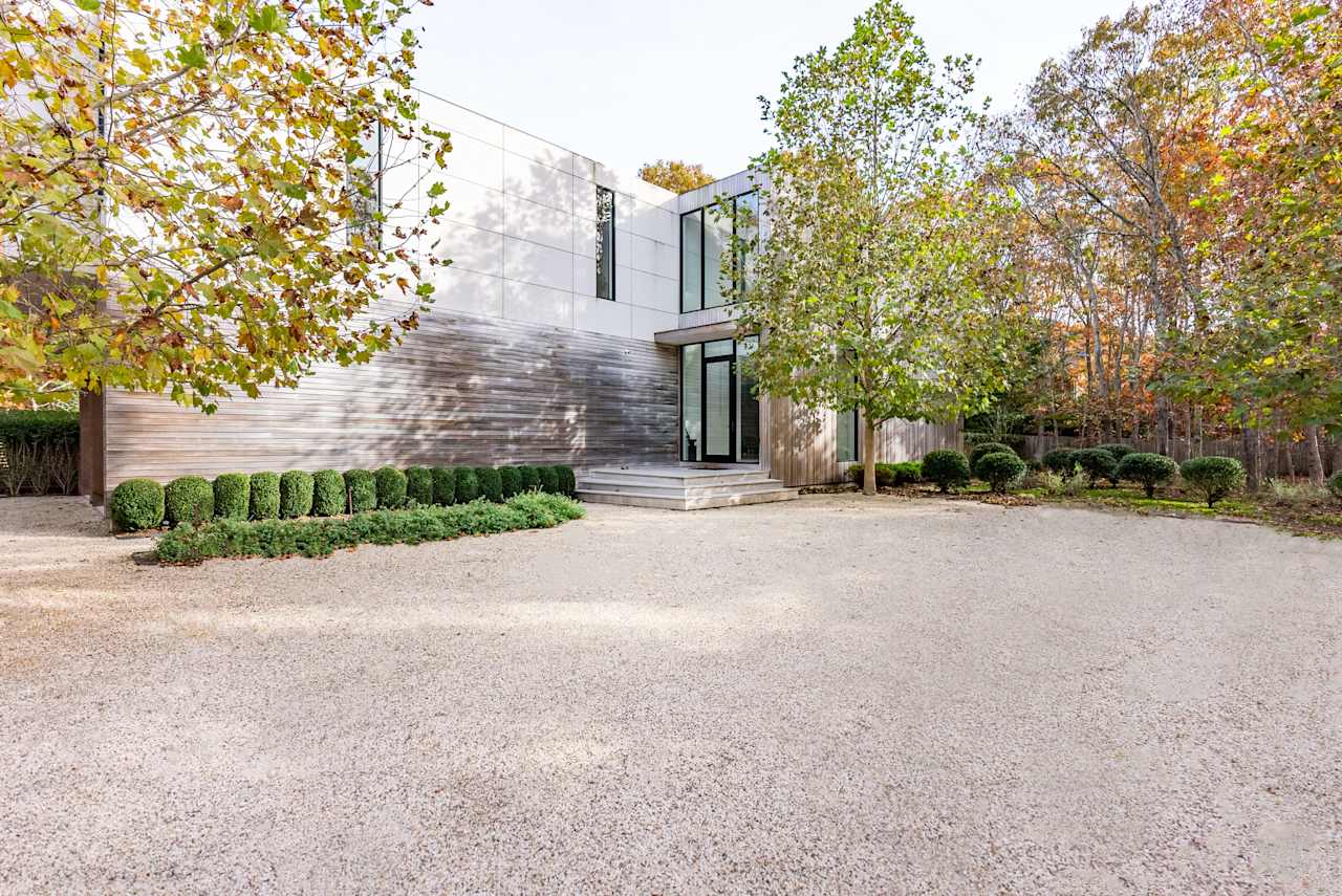 460 WATER MILL TOWD ROAD