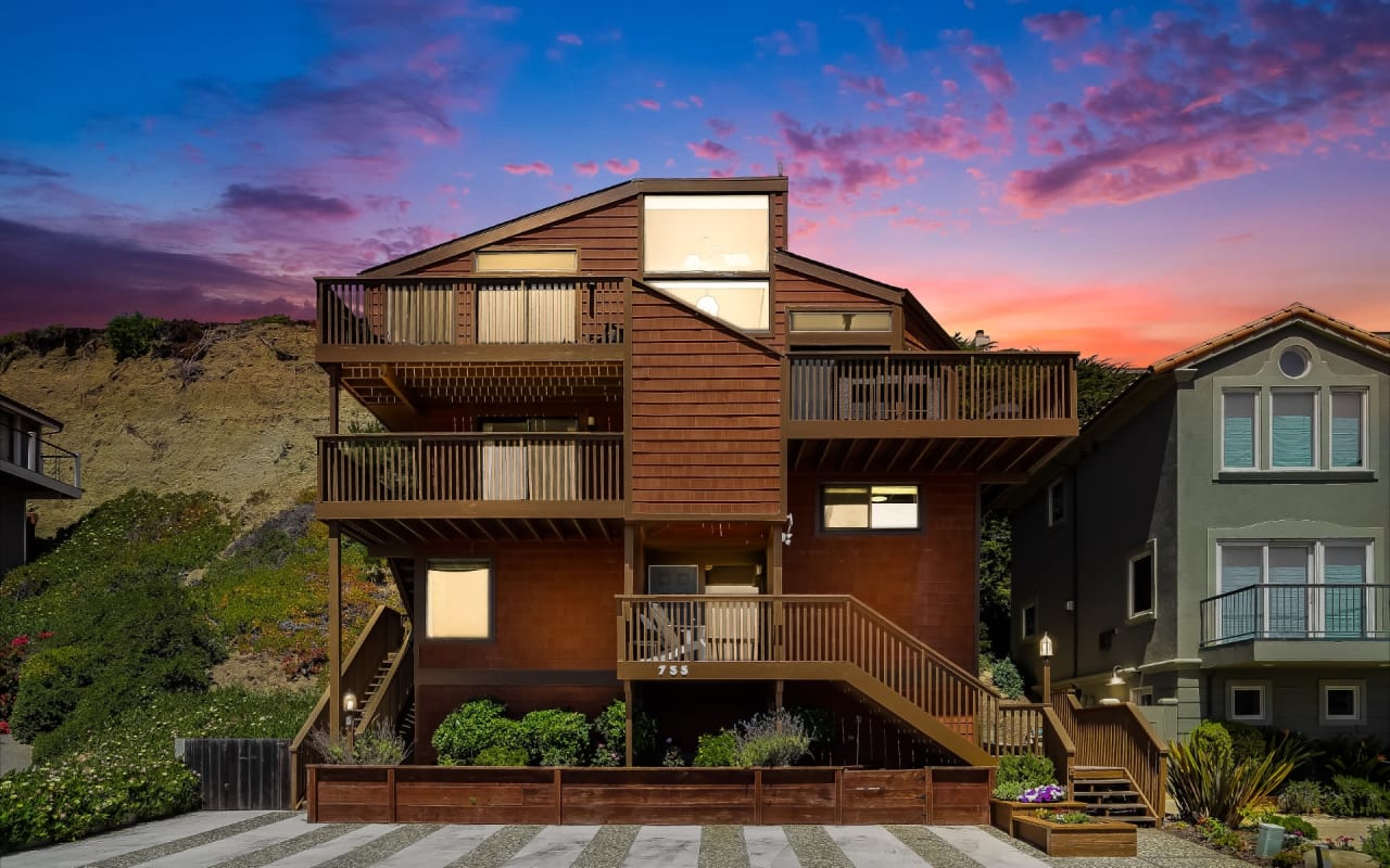 PORTFOLIŌ Real Estate Capitola Real Estate Agents