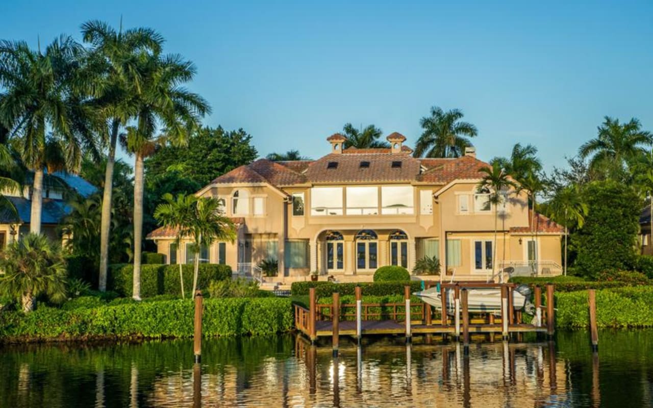 10 Things to Consider Before Buying a Naples Home