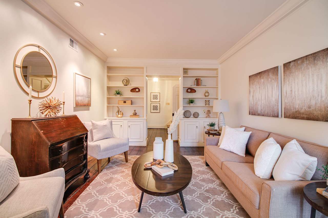 Old Town Alexandria/Historic/Townhouse | Greg Doherty | Certified ...