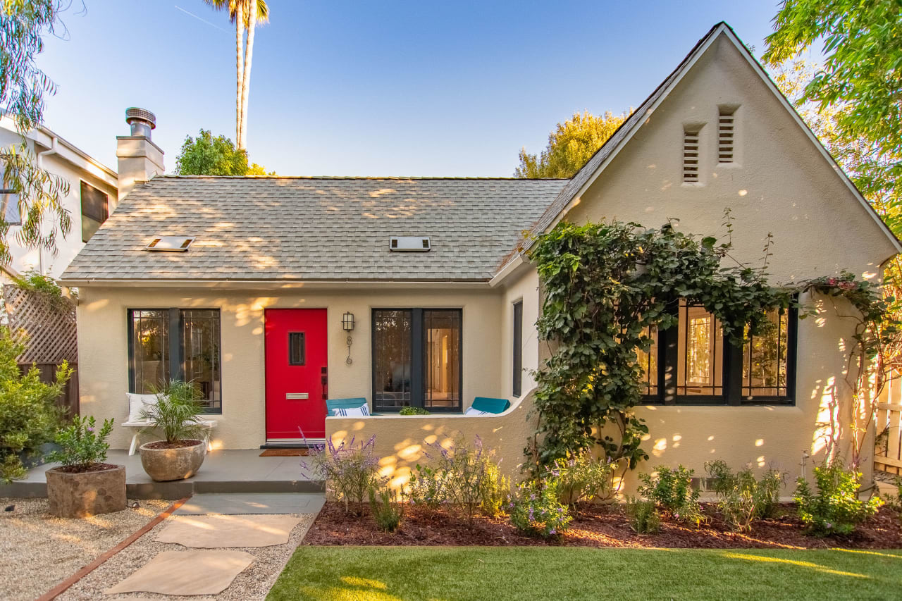 Charming Retreat on a Walk Street that Captures the Essence of Coastal Living