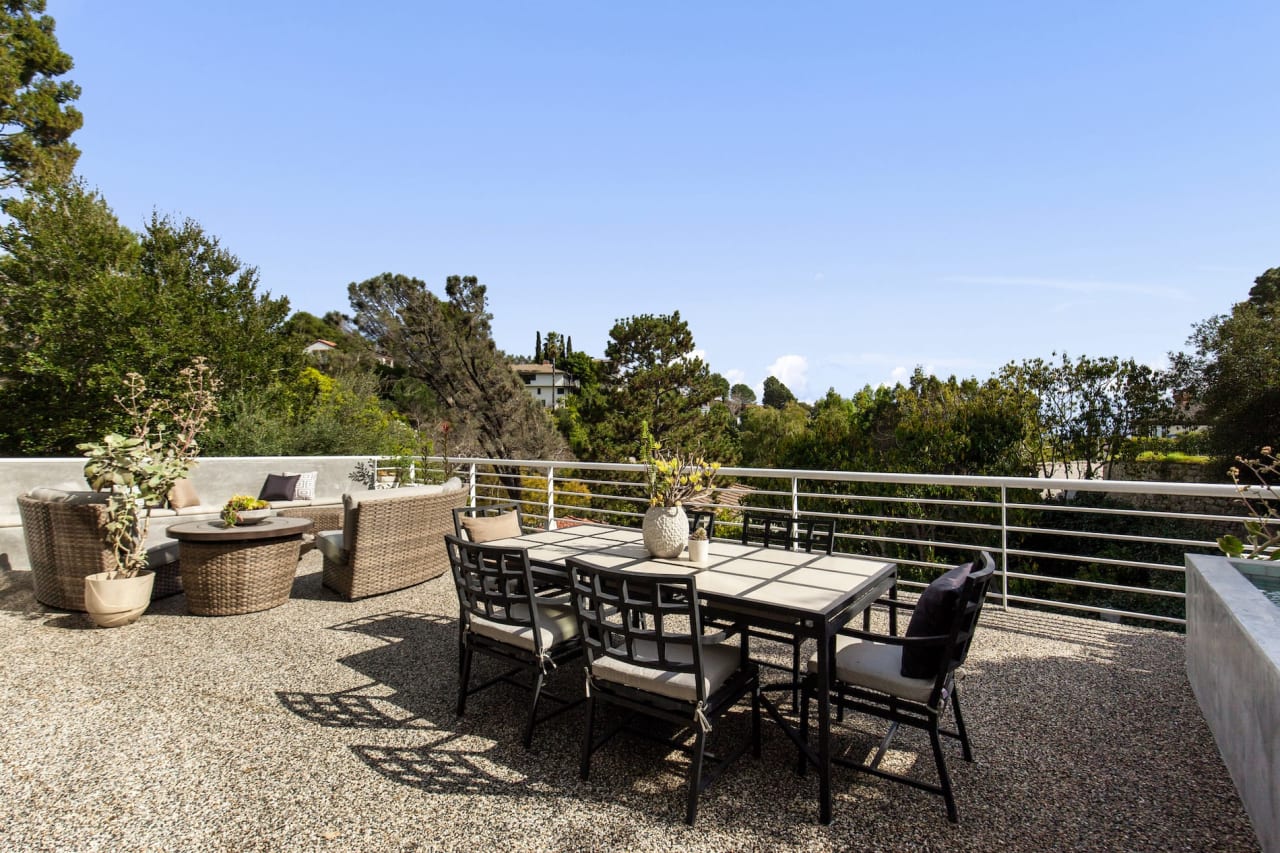 Architectural Stunner. Upper Beachwood Canyon