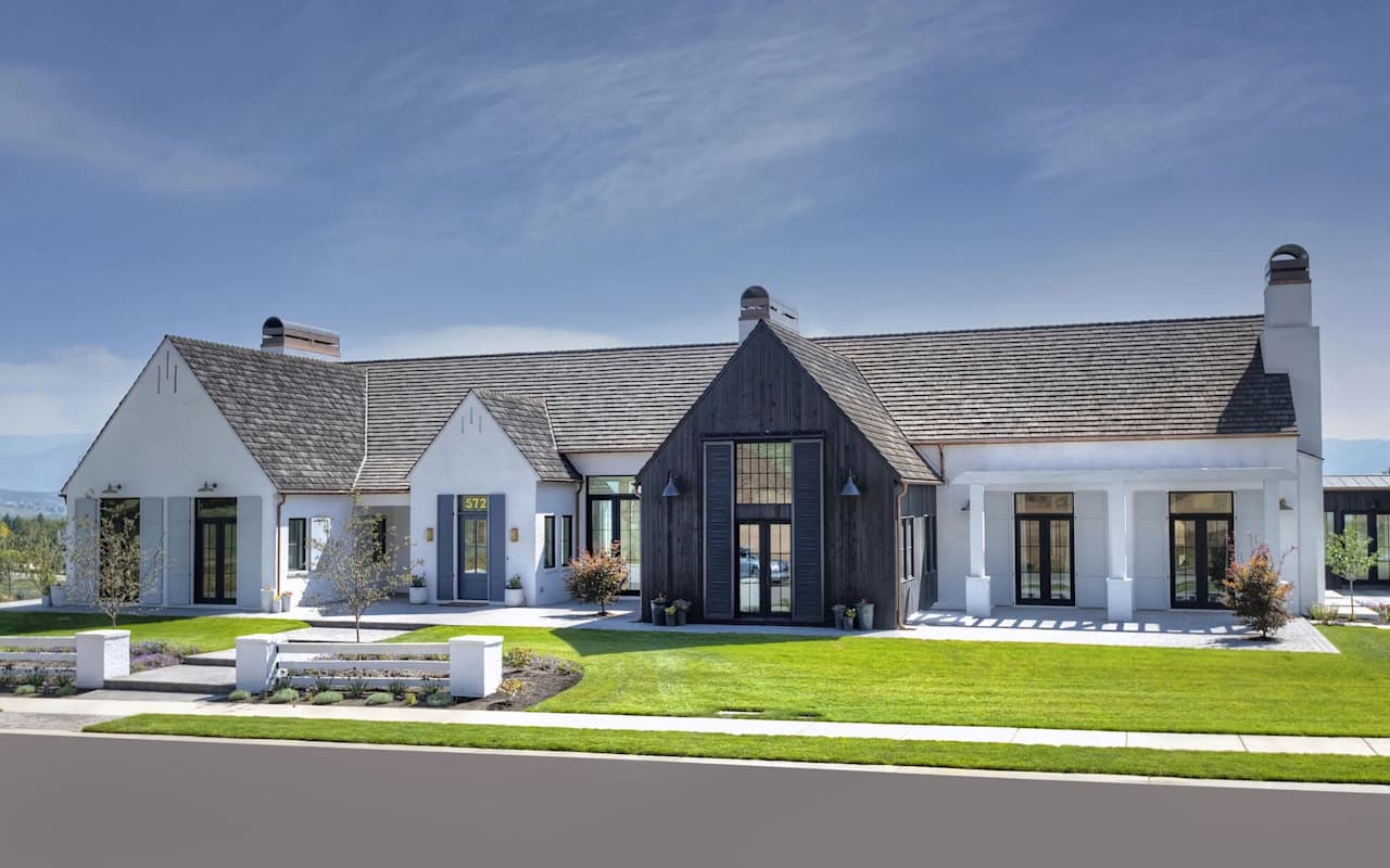 Watts Real Estate & Construction Midway Real Estate