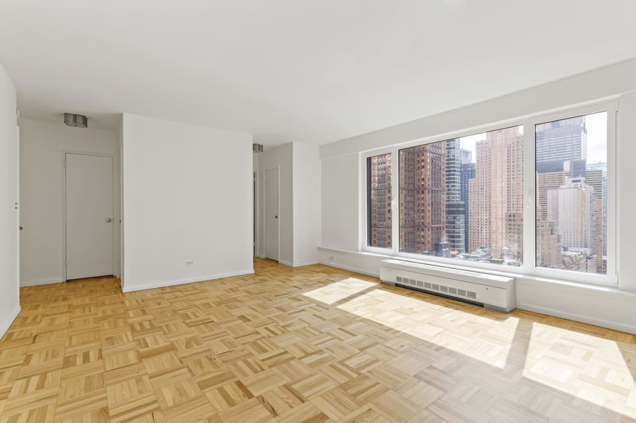 200 Central Park S, #33C