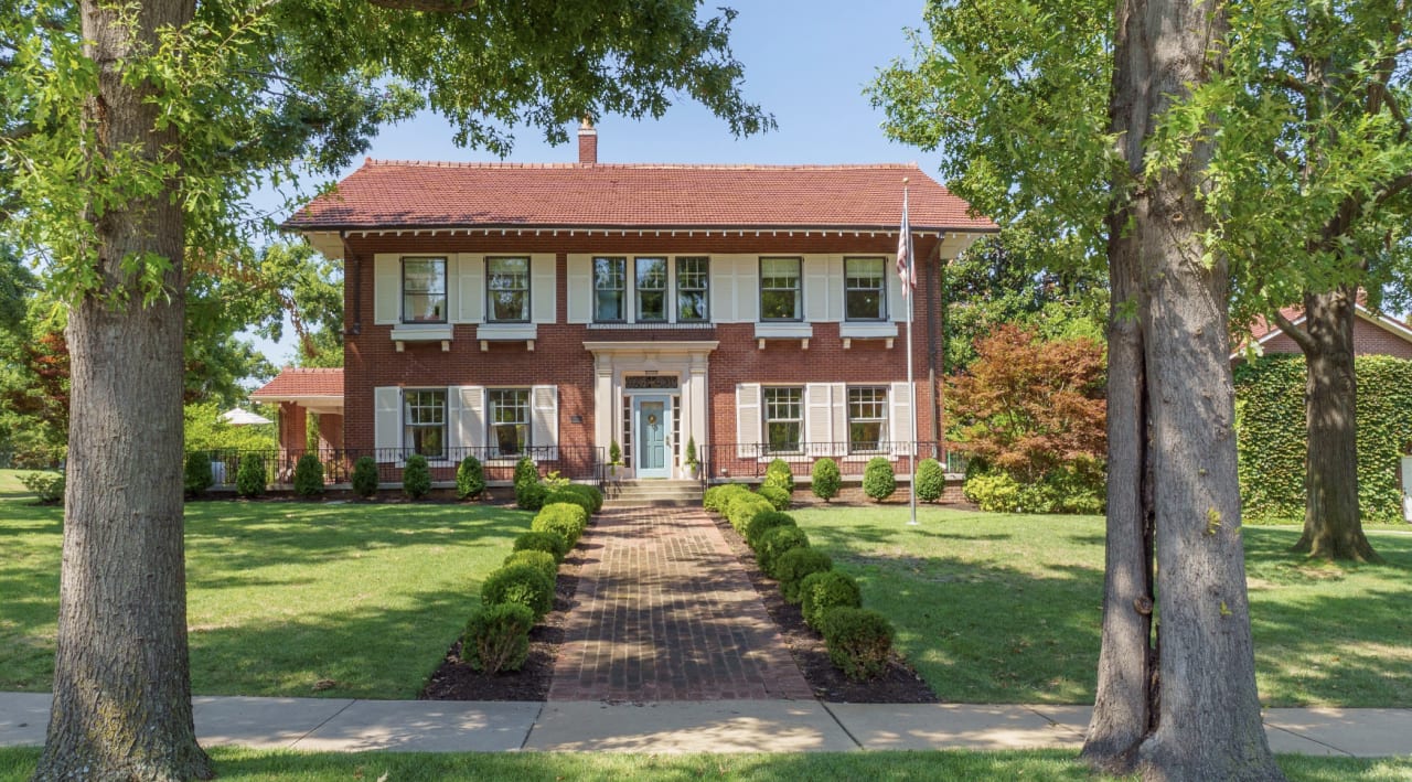 Oklahoma County has more million-dollar homes than ever before. Here's what some look like!