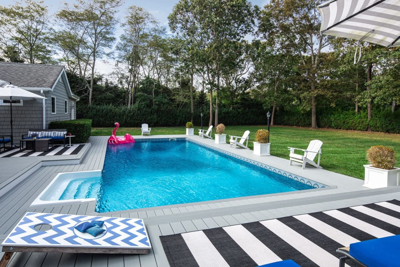 3 North Quarter Road Westhampton, NY 11977 4 Beds