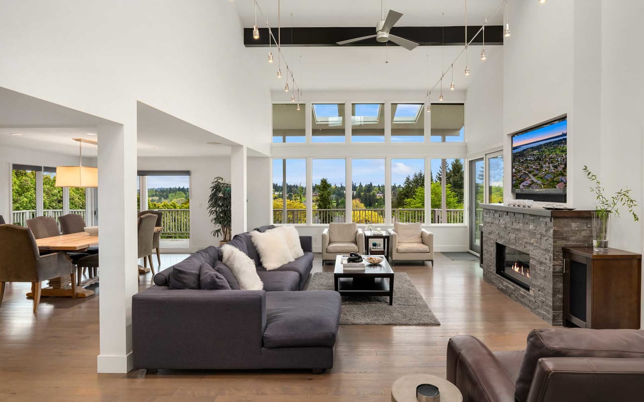 Majestic Views & Timeless MidMod Appeal On Clyde Hill Team Foster