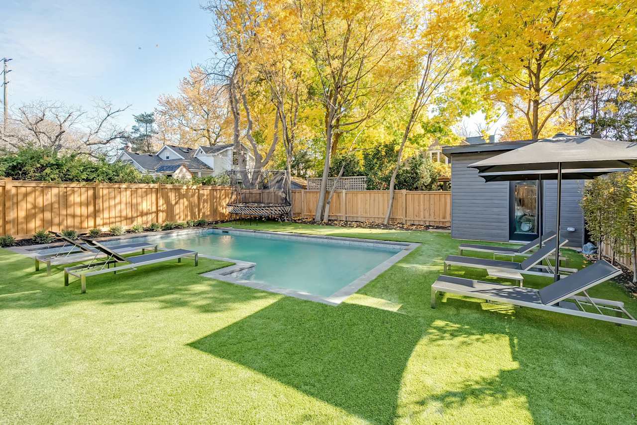 344 Spruce Street Oakville, ON L6J 2H1 Goodale Miller Team