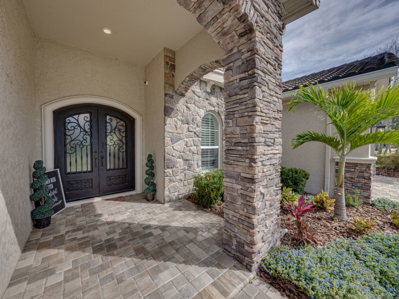 32873 ESTATE GARDEN DR