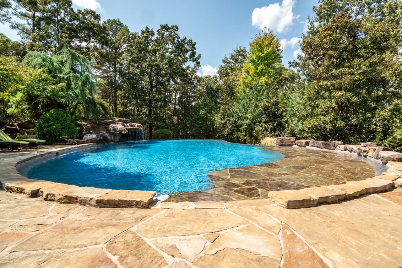 2 Valley Crest Court Jon Underhill Real Estate