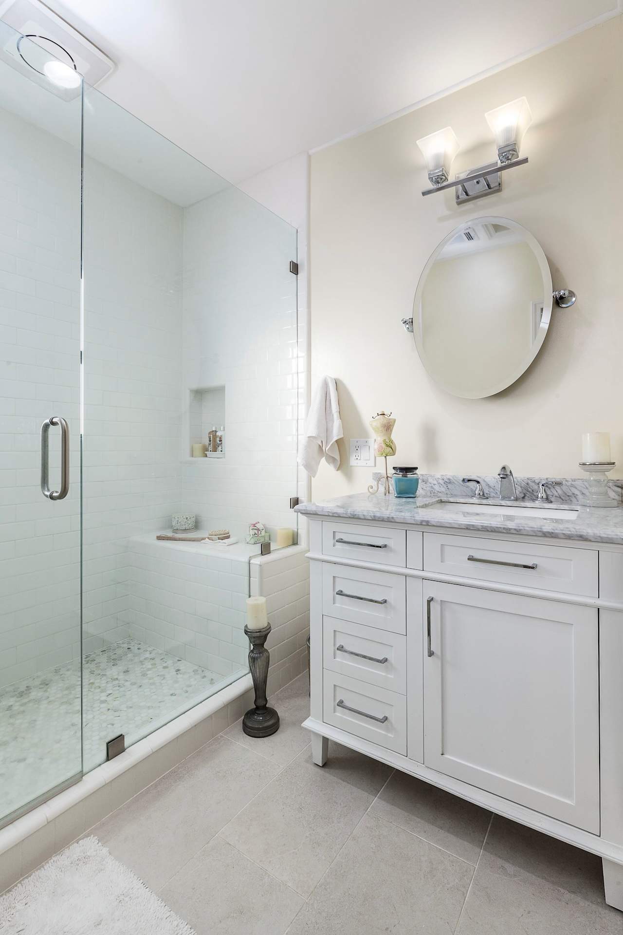 3430 MONTROSE Avenue