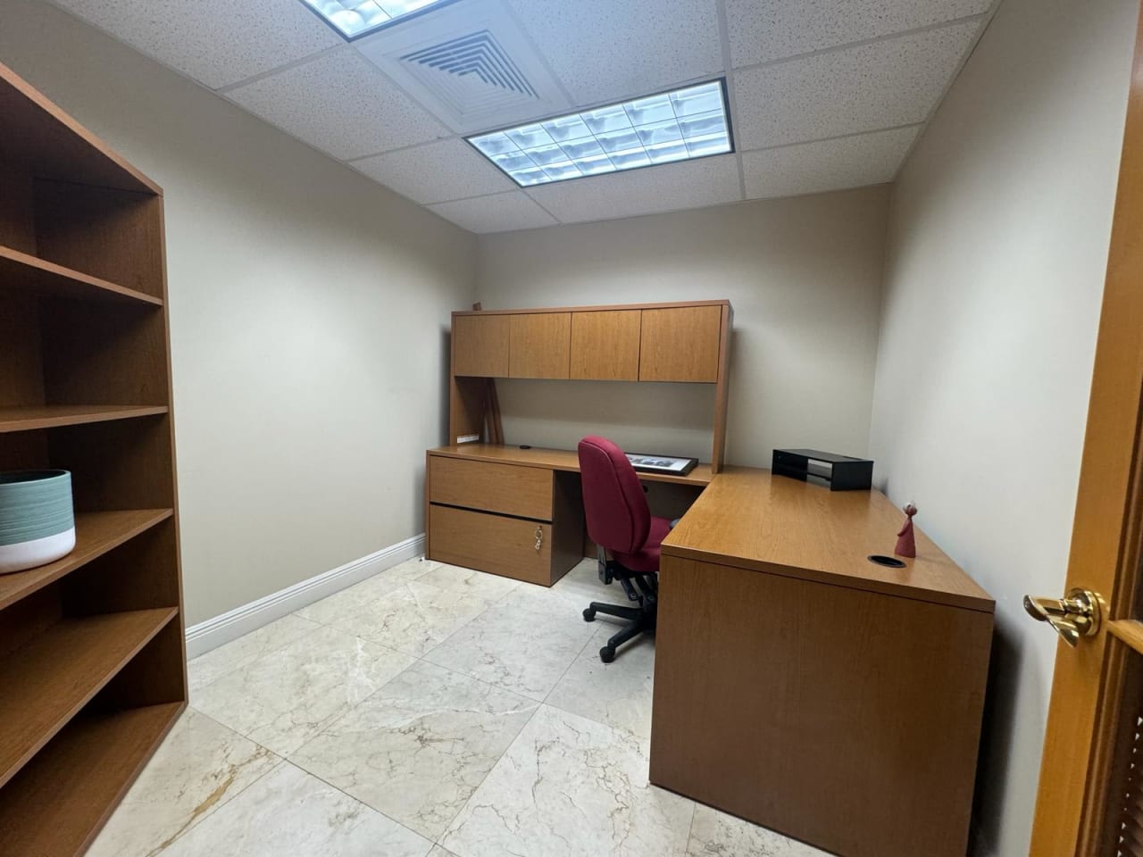 1,990 SF Office Space for Lease in Coral Gables