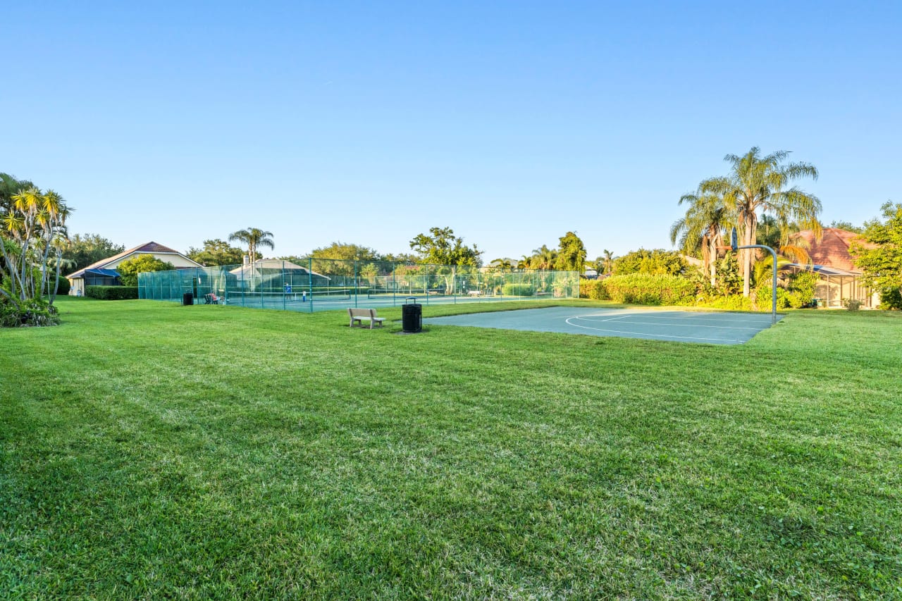 Dr Phillips Lakefront Luxury Pool Home