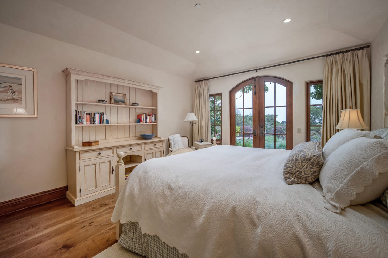 Carmel Charm With Pebble Beach Scale - 1606 Sonado Road