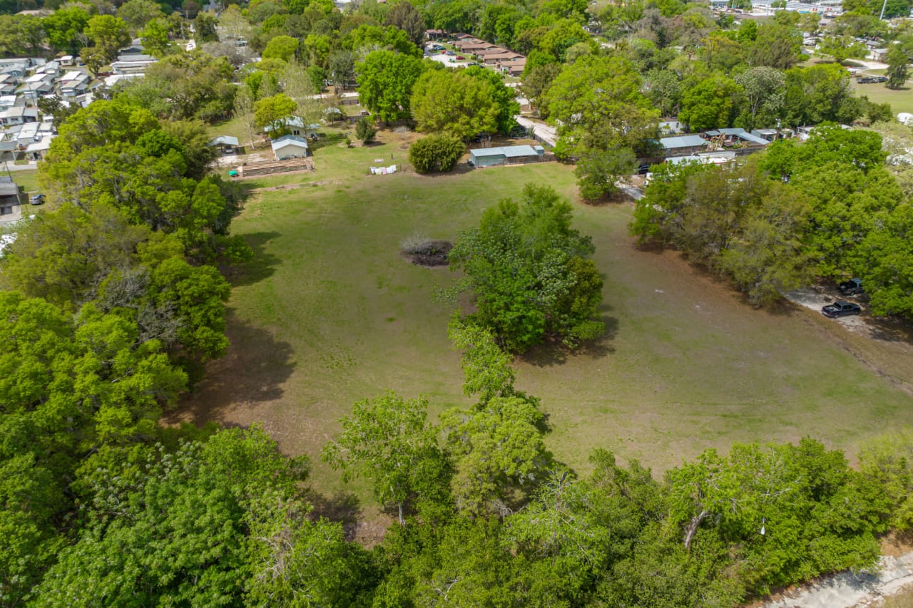 38645 HENRY DRIVE King & Associates Real Estate