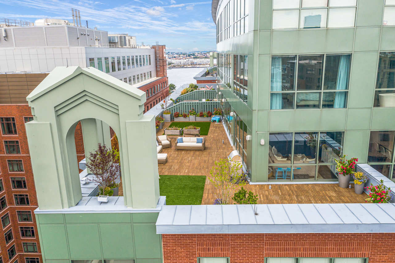 234 Causeway Street, #1001 Boston, MA 02114