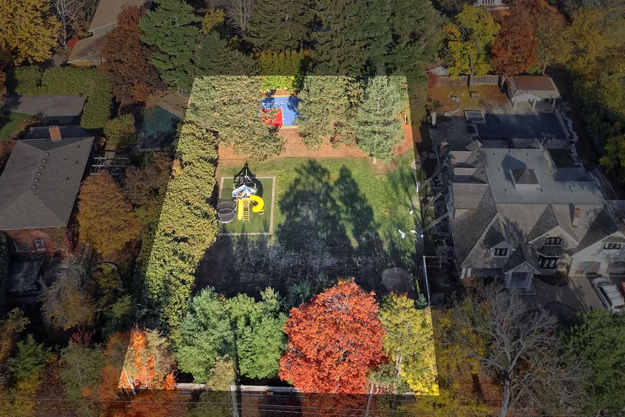 269 Chartwell Road Oakville, ON L6J 3Z7 Goodale Miller Team