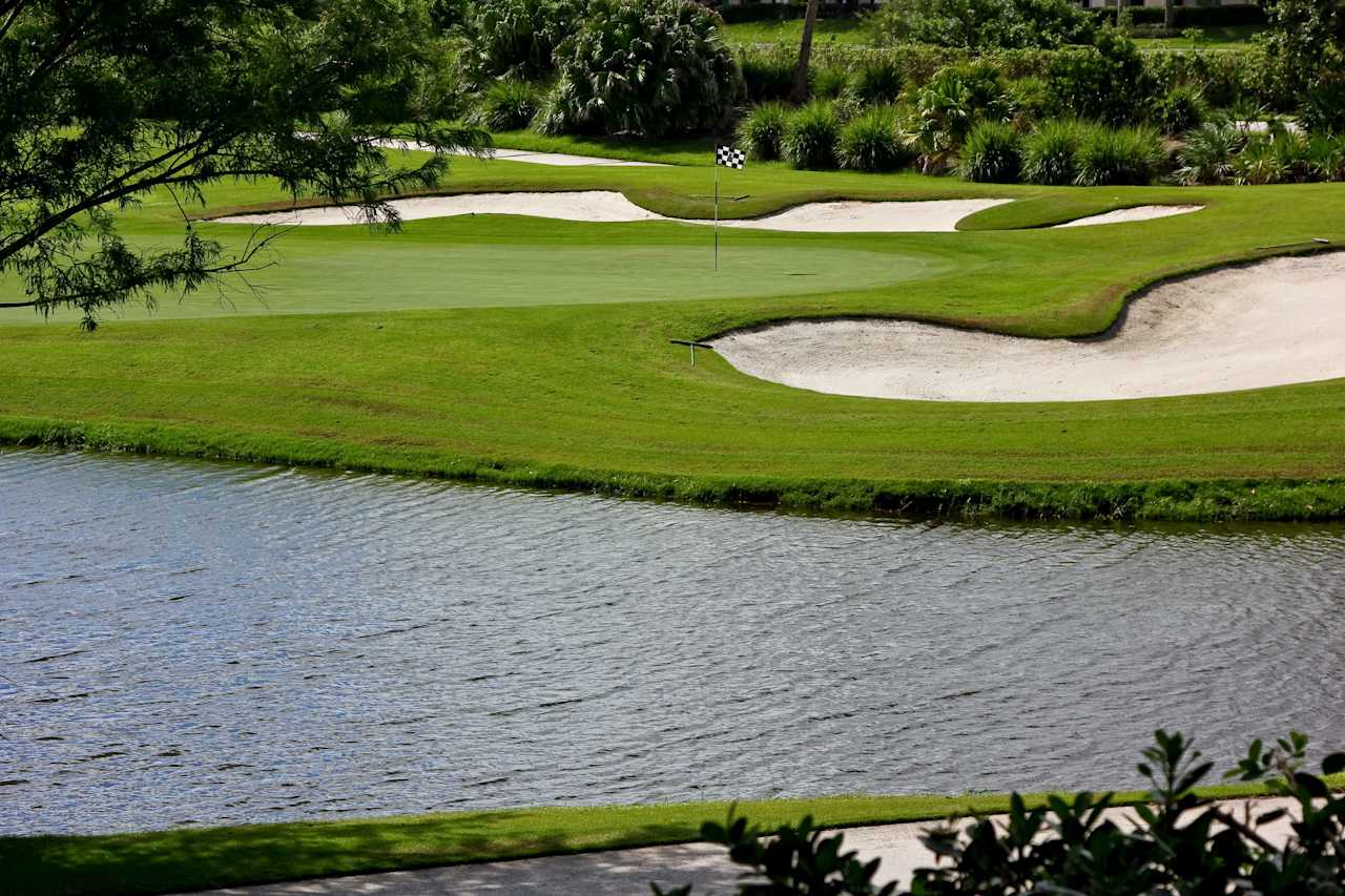 Mayacoo Lakes Country Club Community Guide | Sarah Mahoney
